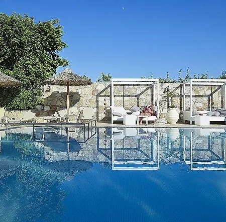 Hotel Irida